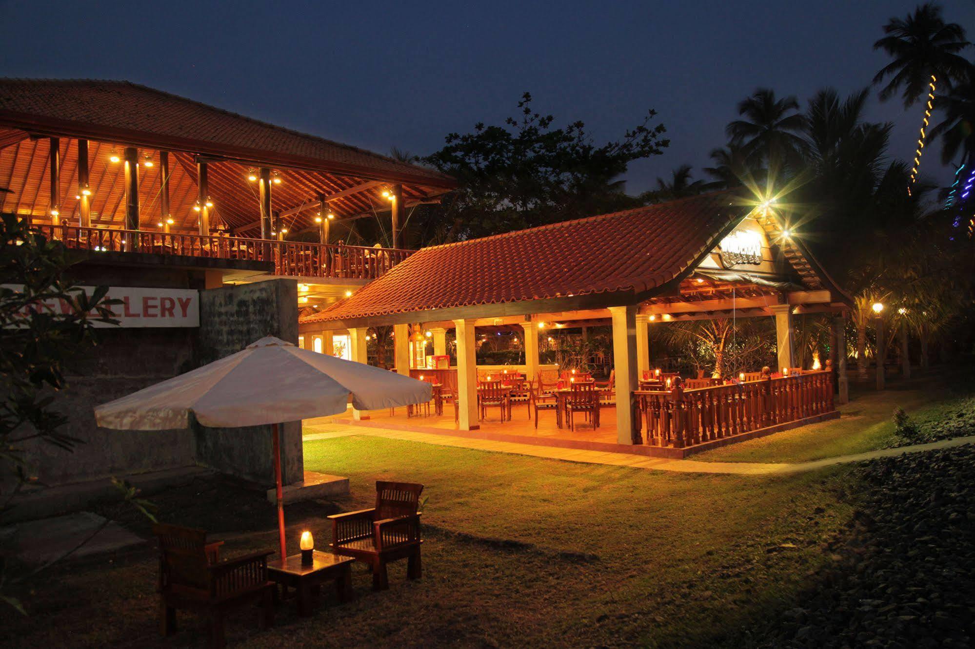Wunderbar Beach Hotel Bentota Dış mekan fotoğraf