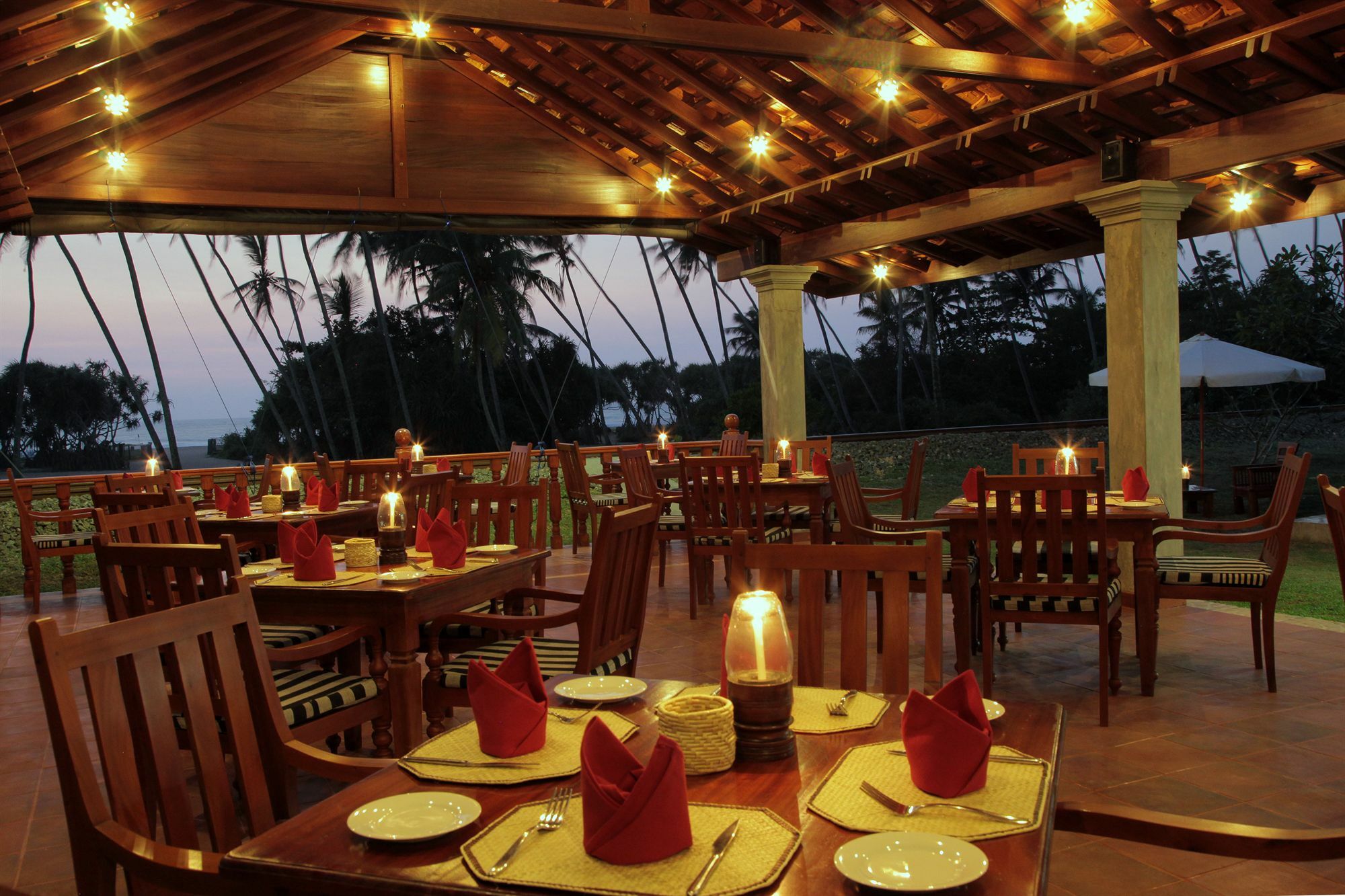Wunderbar Beach Hotel Bentota Dış mekan fotoğraf