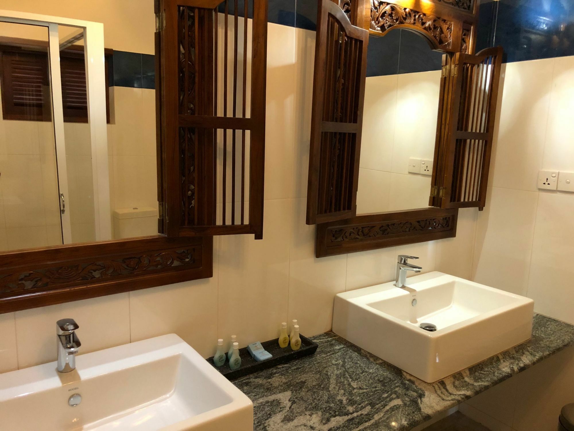 Wunderbar Beach Hotel Bentota Dış mekan fotoğraf